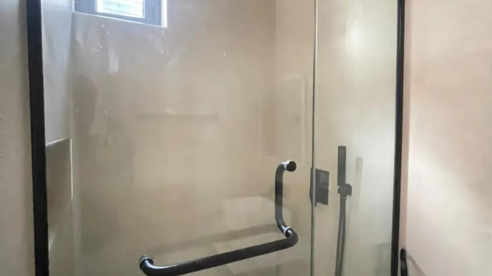5 Bedroom Fully Detached Duplex