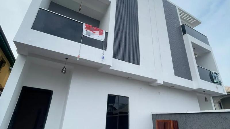 4 BEDROOM SEMI-DETACHED DUPLEX