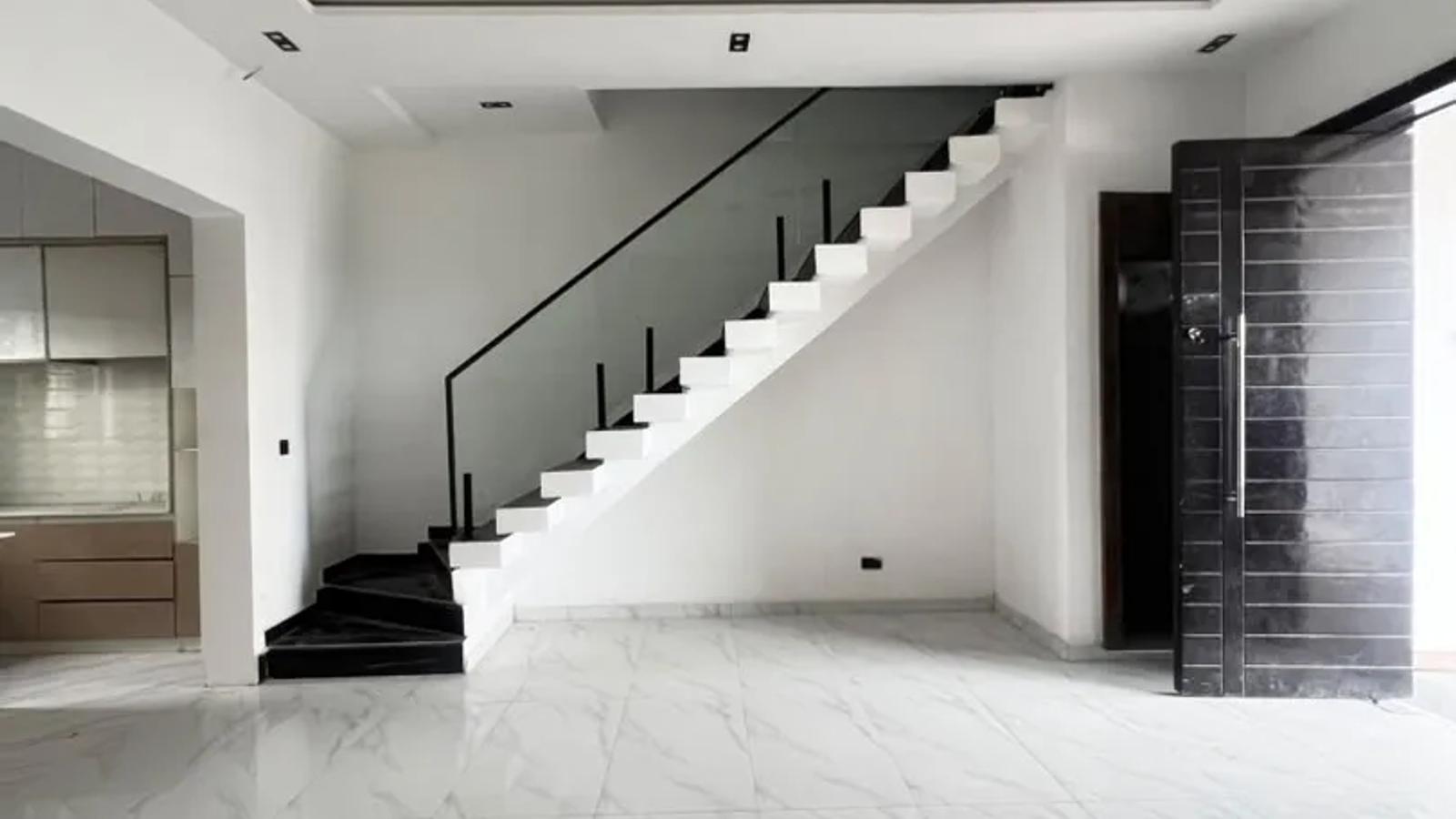 4 Bedroom Terrace Duplex