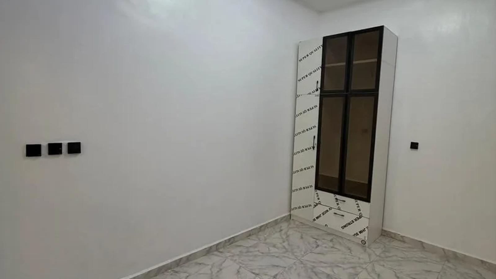 4 Bedroom Fully Detached Duplex