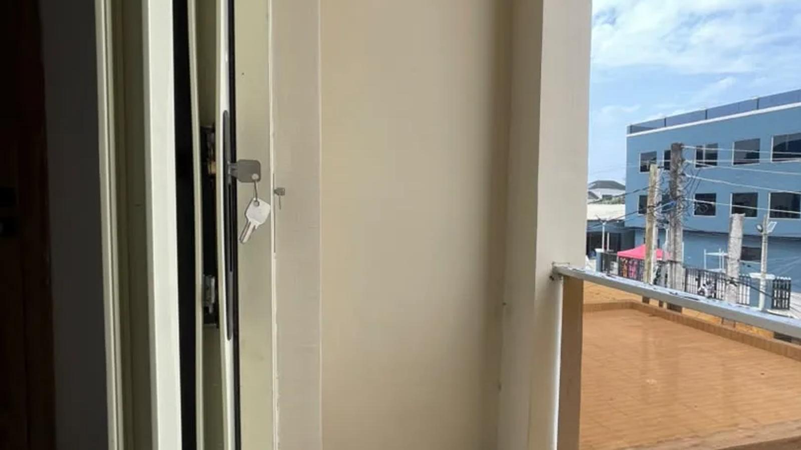 2 BEDROOM APARTMENT