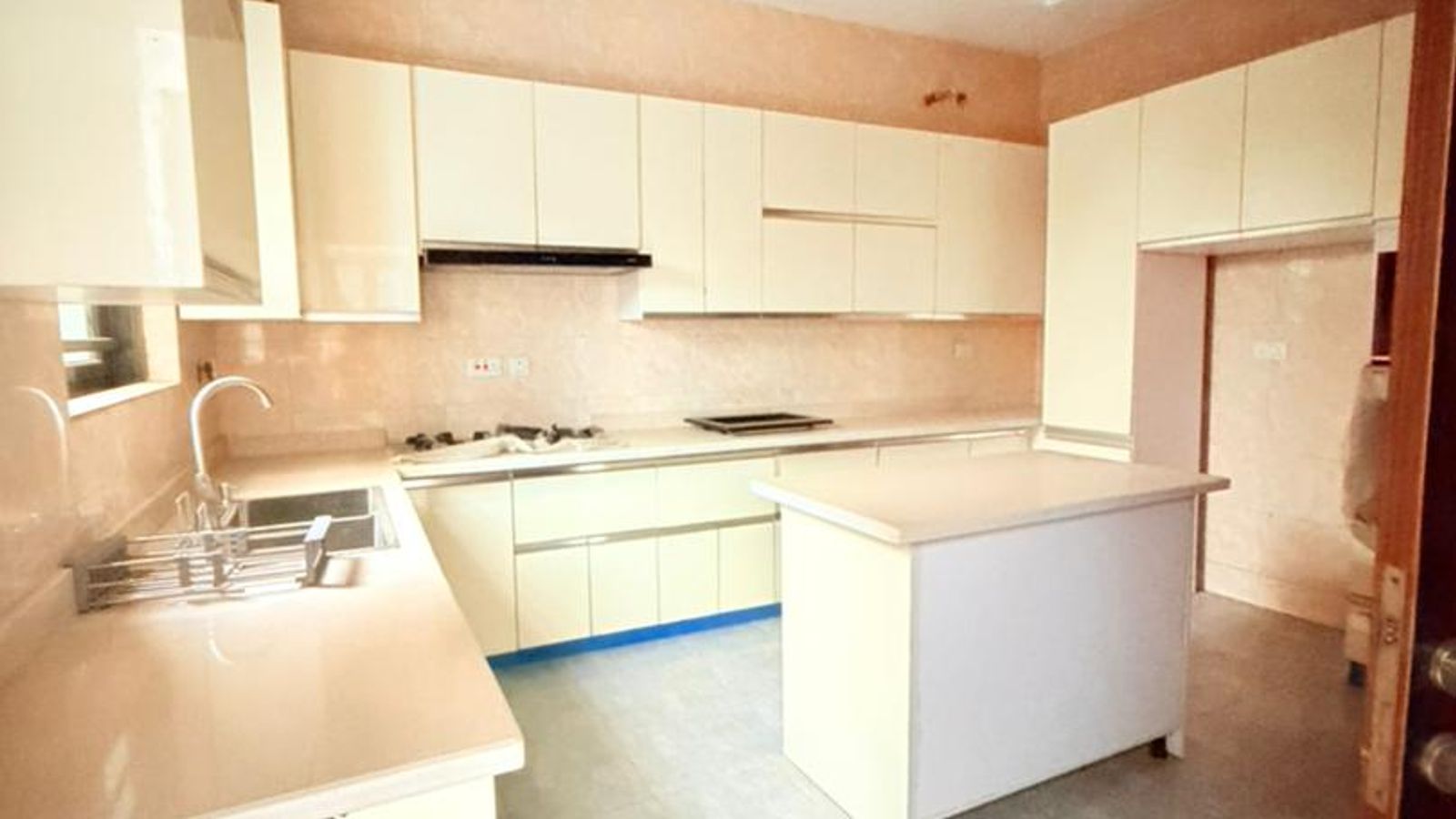 4 Bedroom Fully Detached Duplex