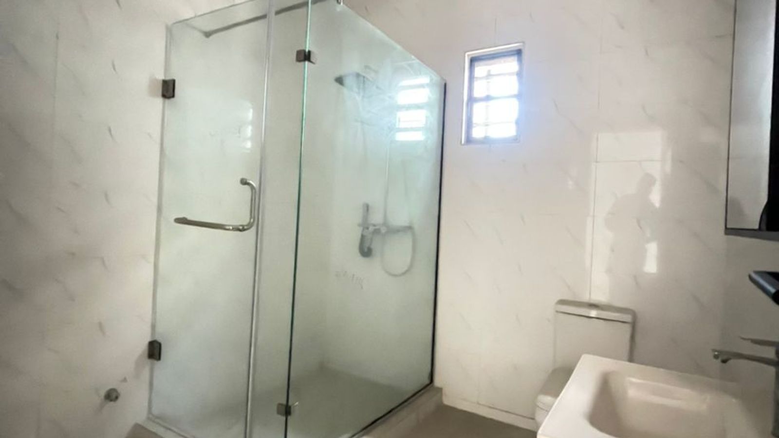 5 Bedroom Semi Detached Duplex