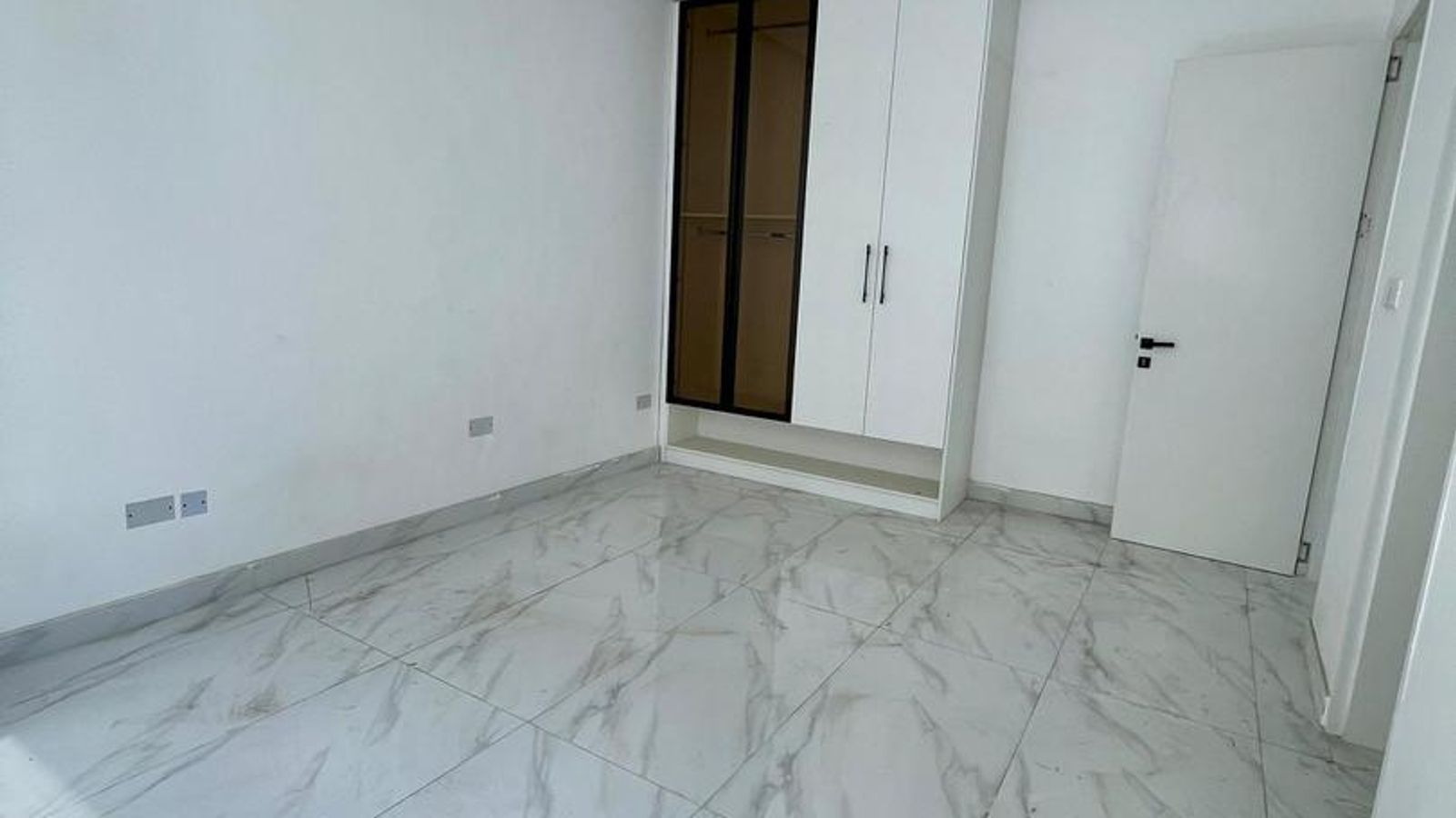 2 Bedroom