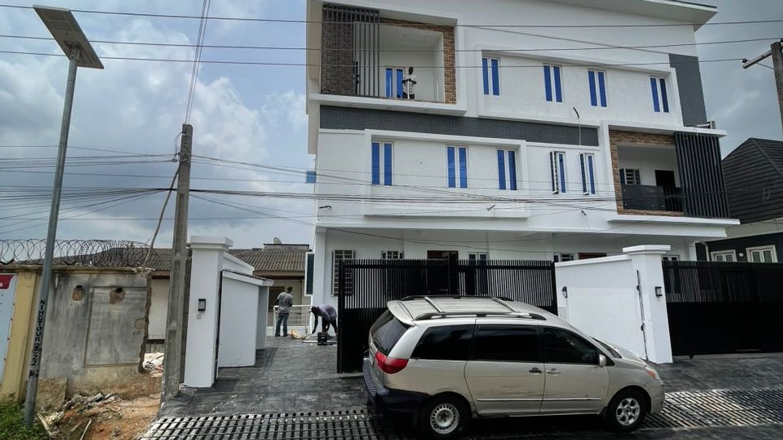 4 Bedroom Semi Detached Duplex