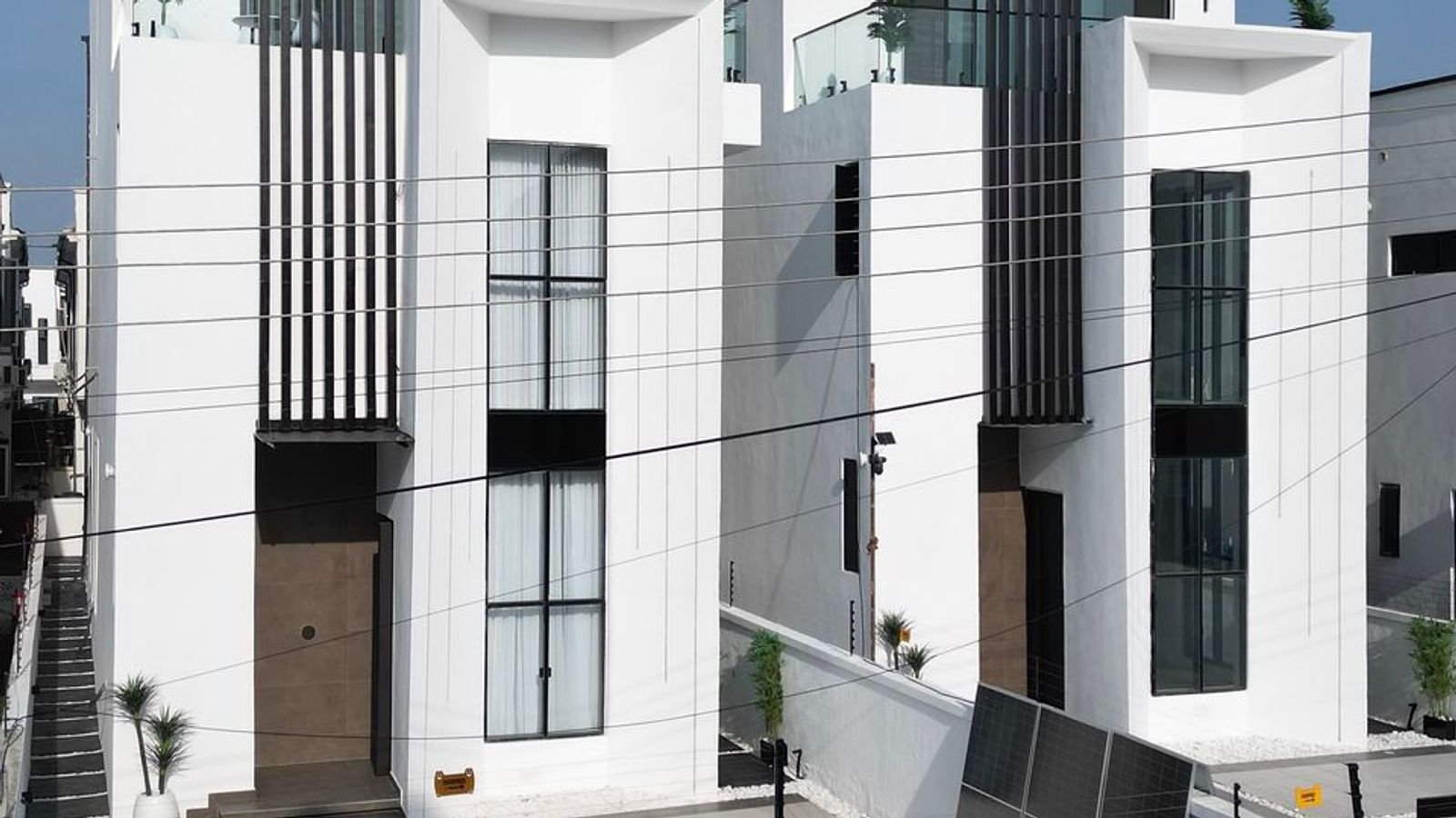 5 Bedroom Fully Detached Terrace Duplex