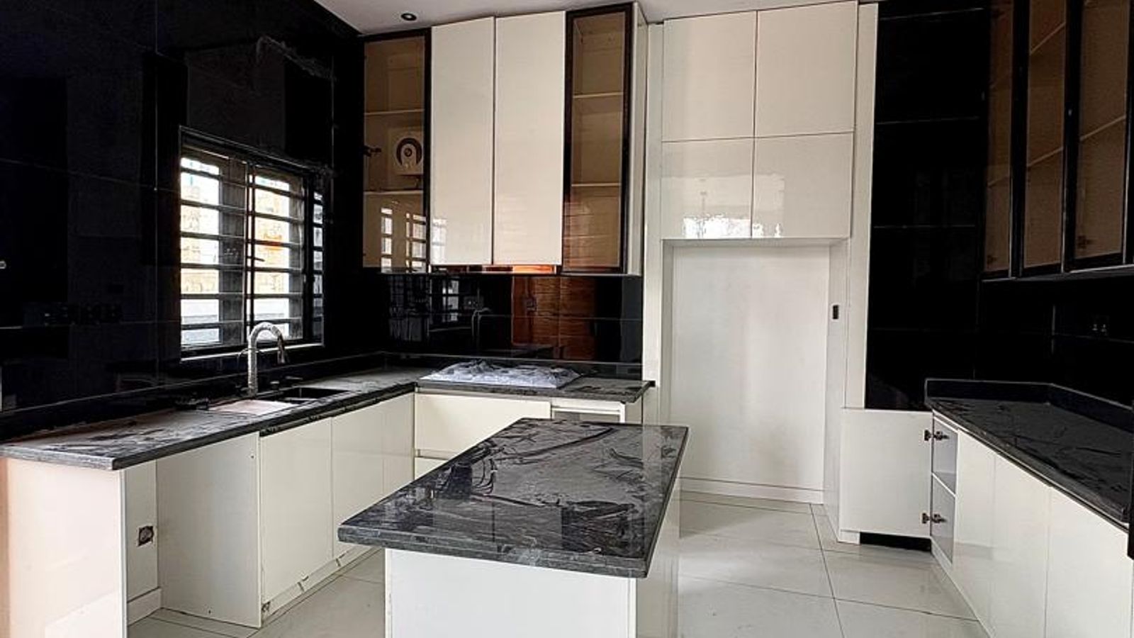 4 Bedroom Semi Detached Duplex