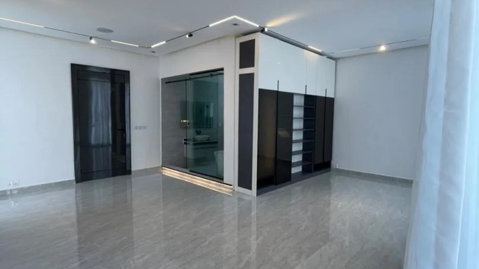 5 Bedroom Fully Detached Duplex