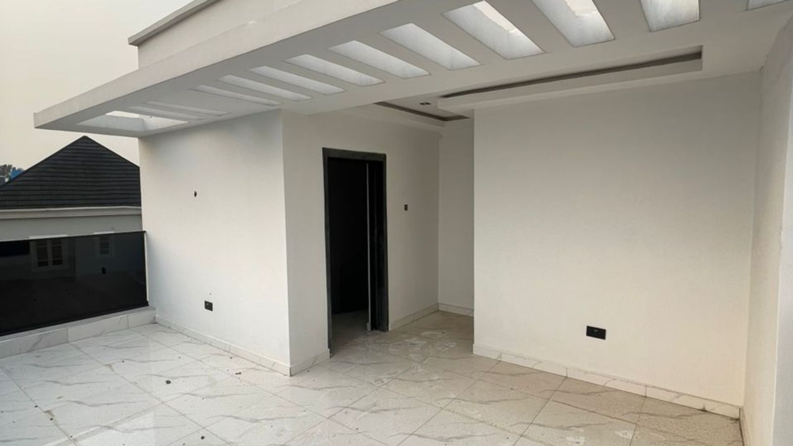 5 Bedroom Fully Detached Duplex