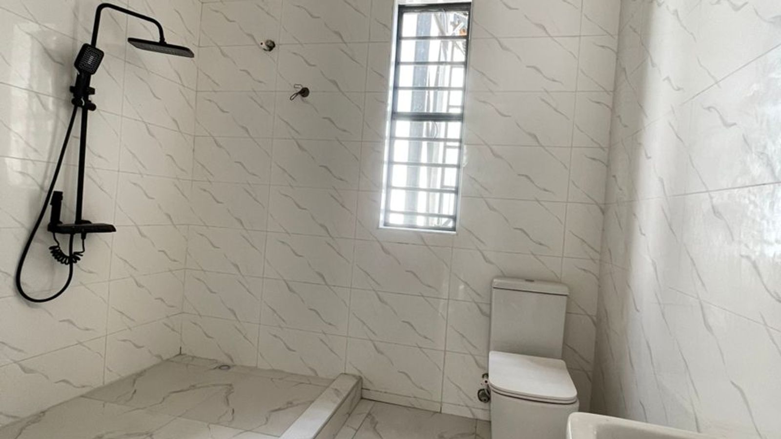 4 Bedroom Fully Detached Duplex