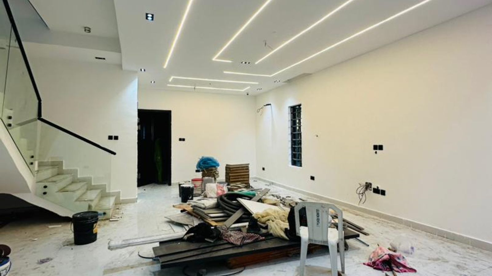5 Bedroom Fully Detached Duplex