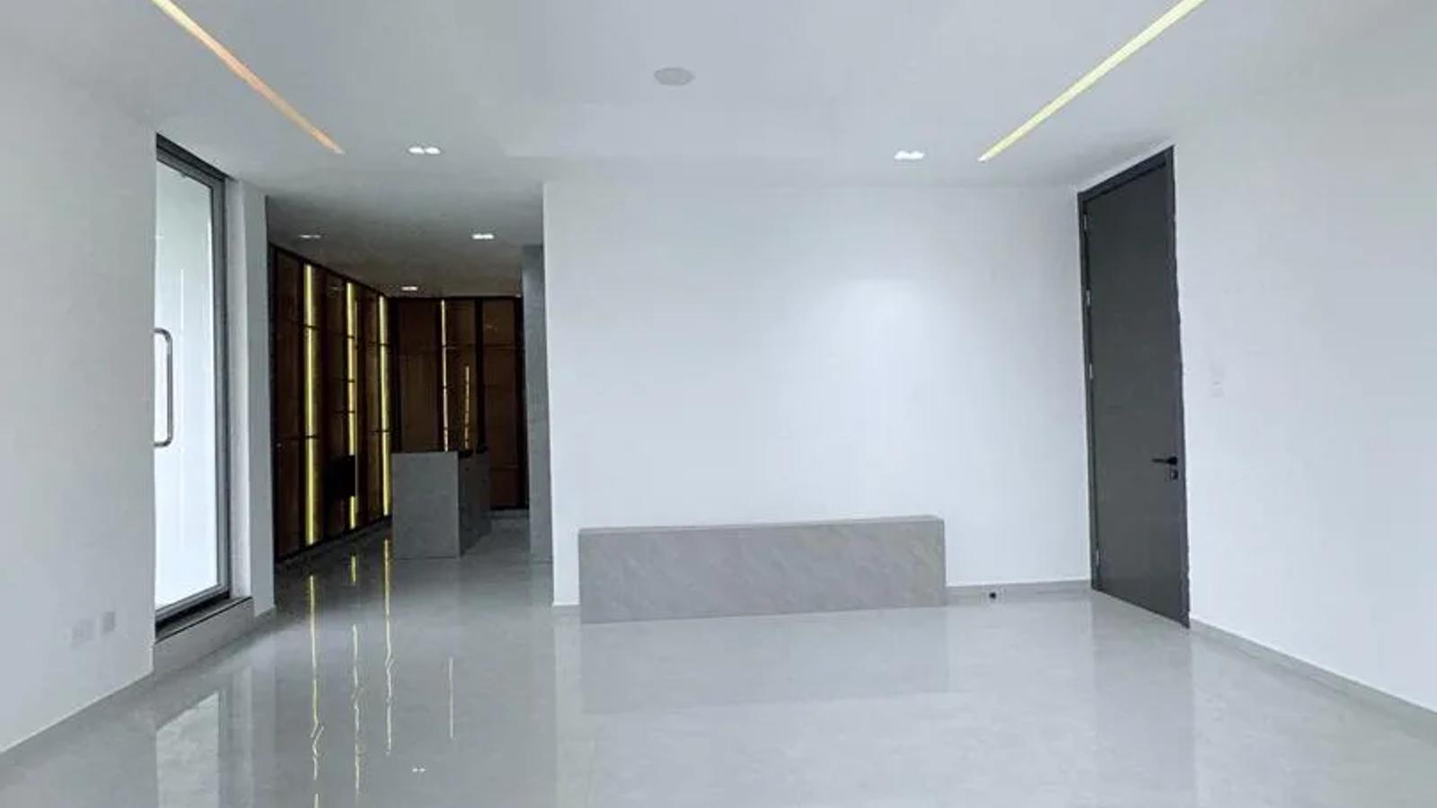 5 Bedroom Fully Detached Duplex