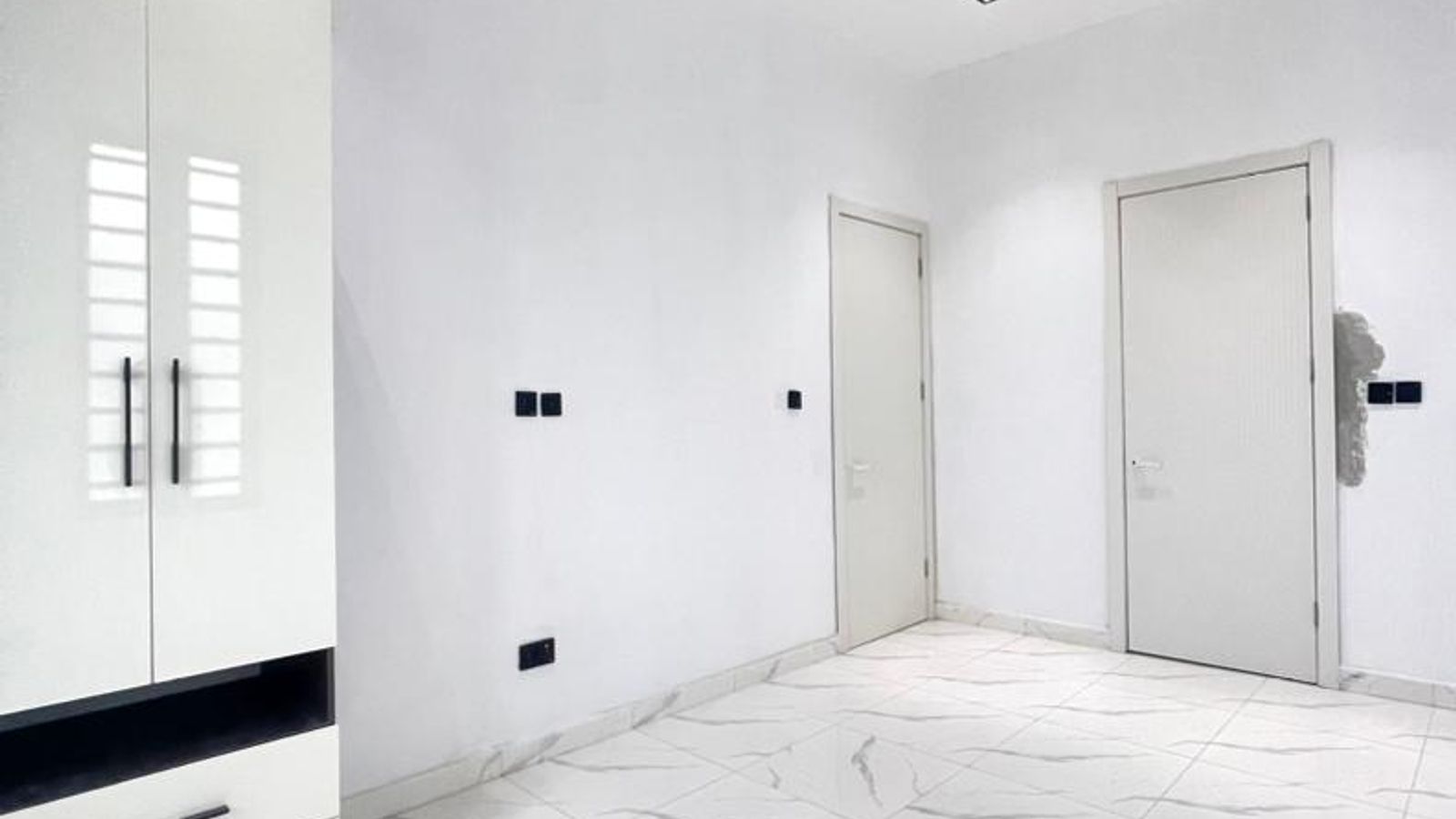 4 Bedroom Fully Detached Duplex