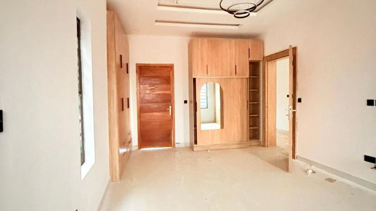 4 Bedroom Fully Detached Duplex
