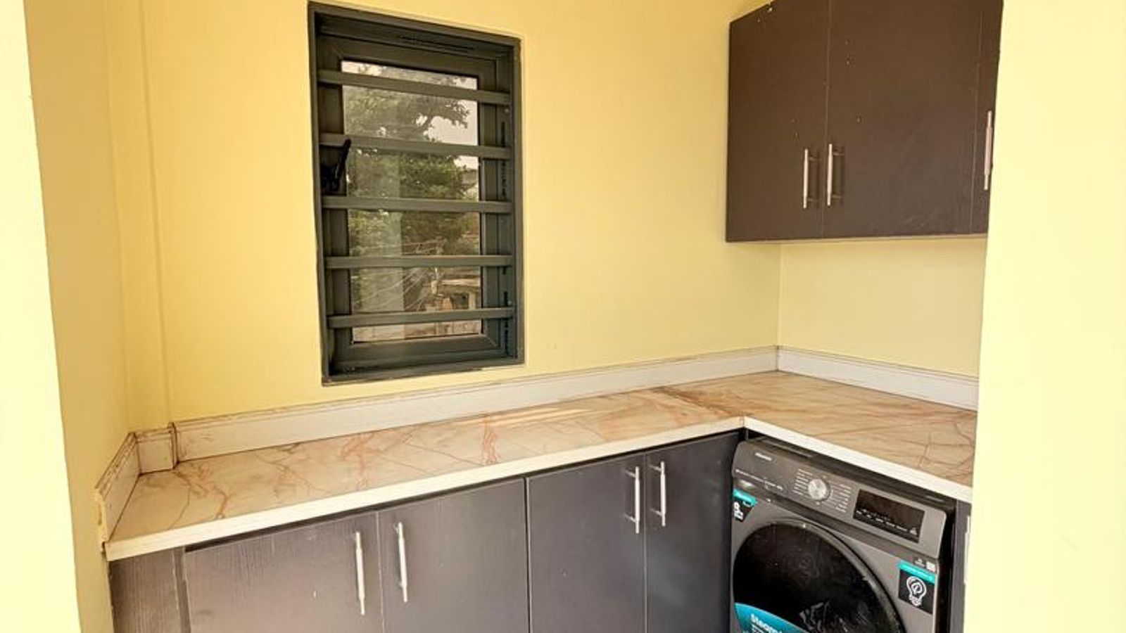 5 Bedroom Fully Detached Duplex