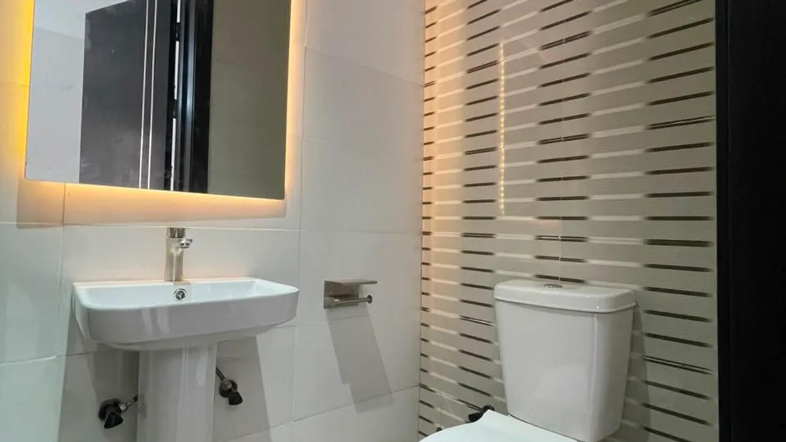 4 BEDROOM TERRACE WITH BQ