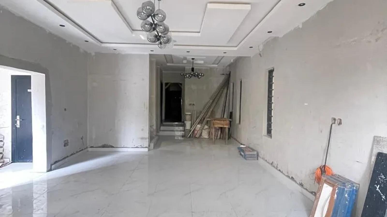 5 Bedroom Fully Detached Duplex