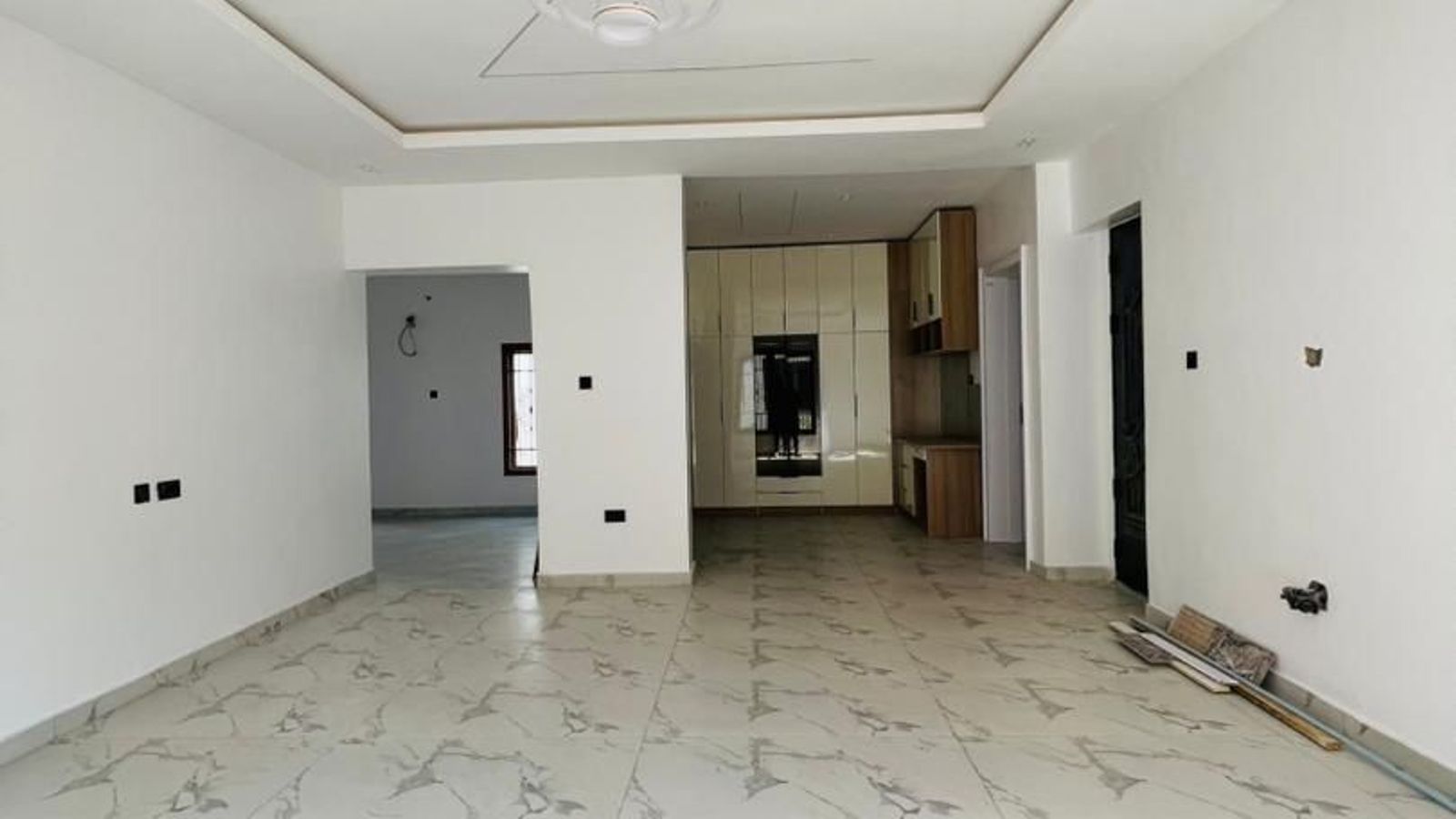 5 Bedroom Fully Detached Duplex