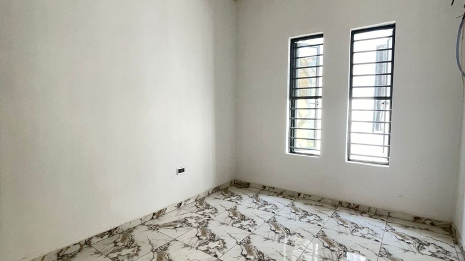 4 Bedroom Fully Detached Duplex