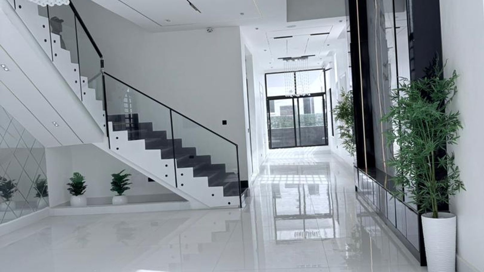 5 Bedroom Fully Detached Duplex