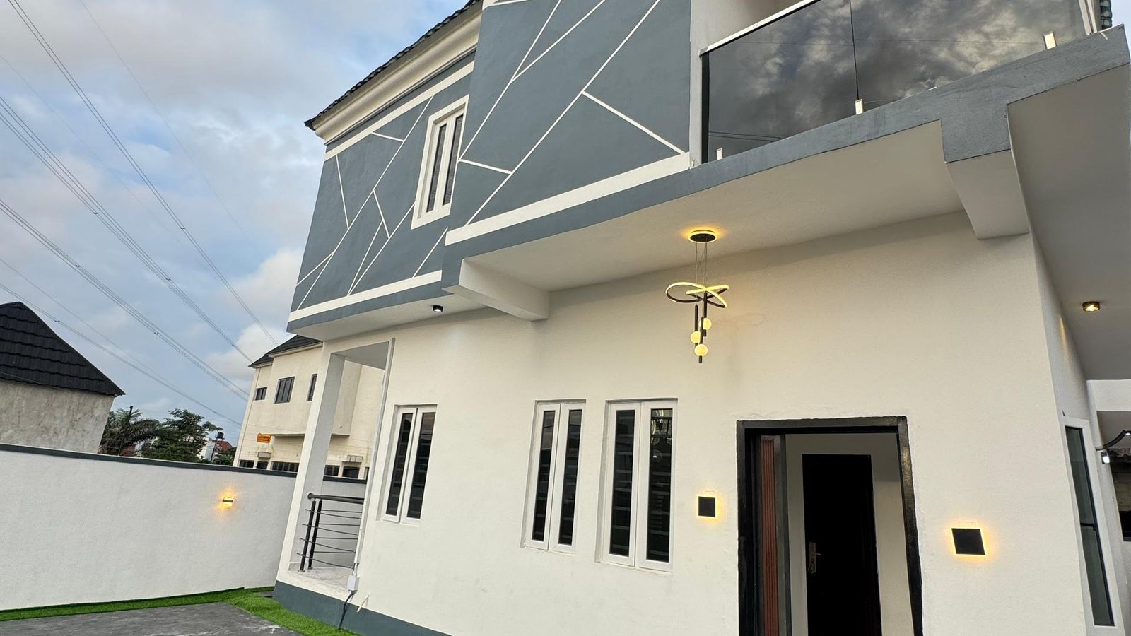 4 Bedroom Fully Detached Duplex