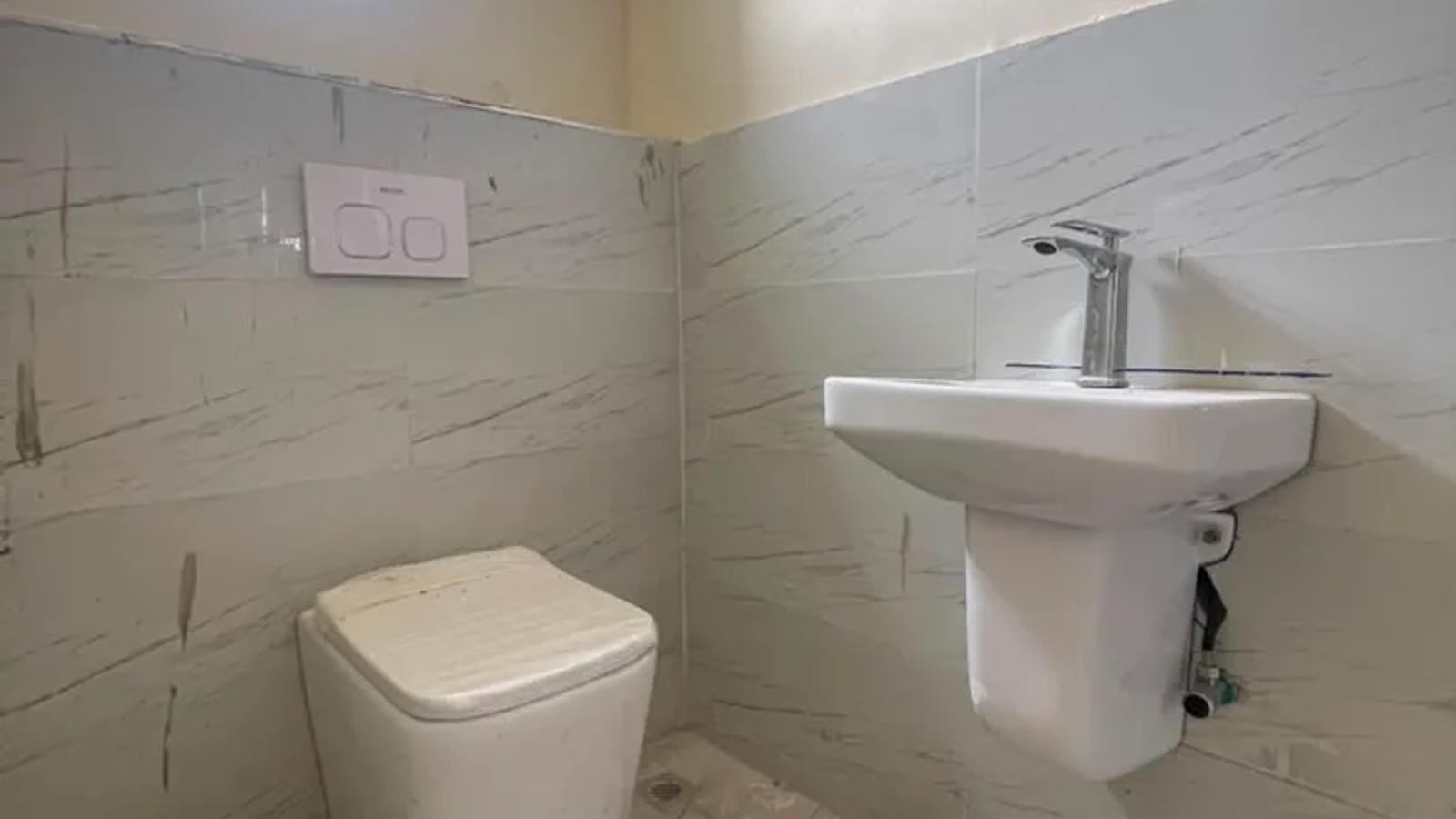 4 BEDROOM TERRACE WITH BQ