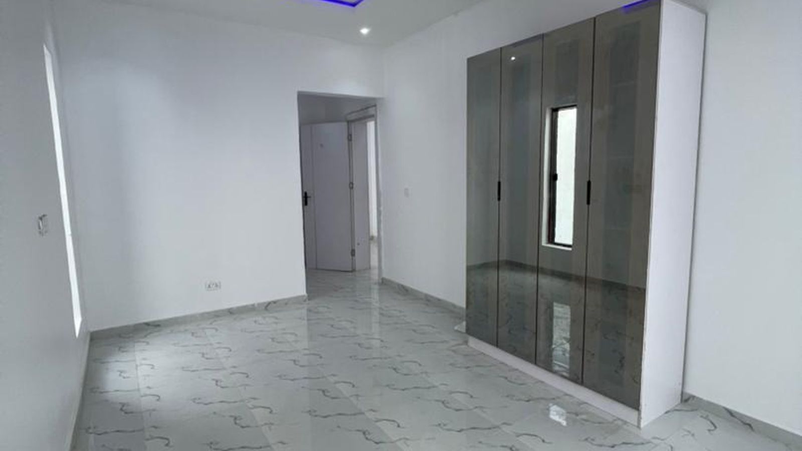 4 Bedroom Fully Detached Duplex