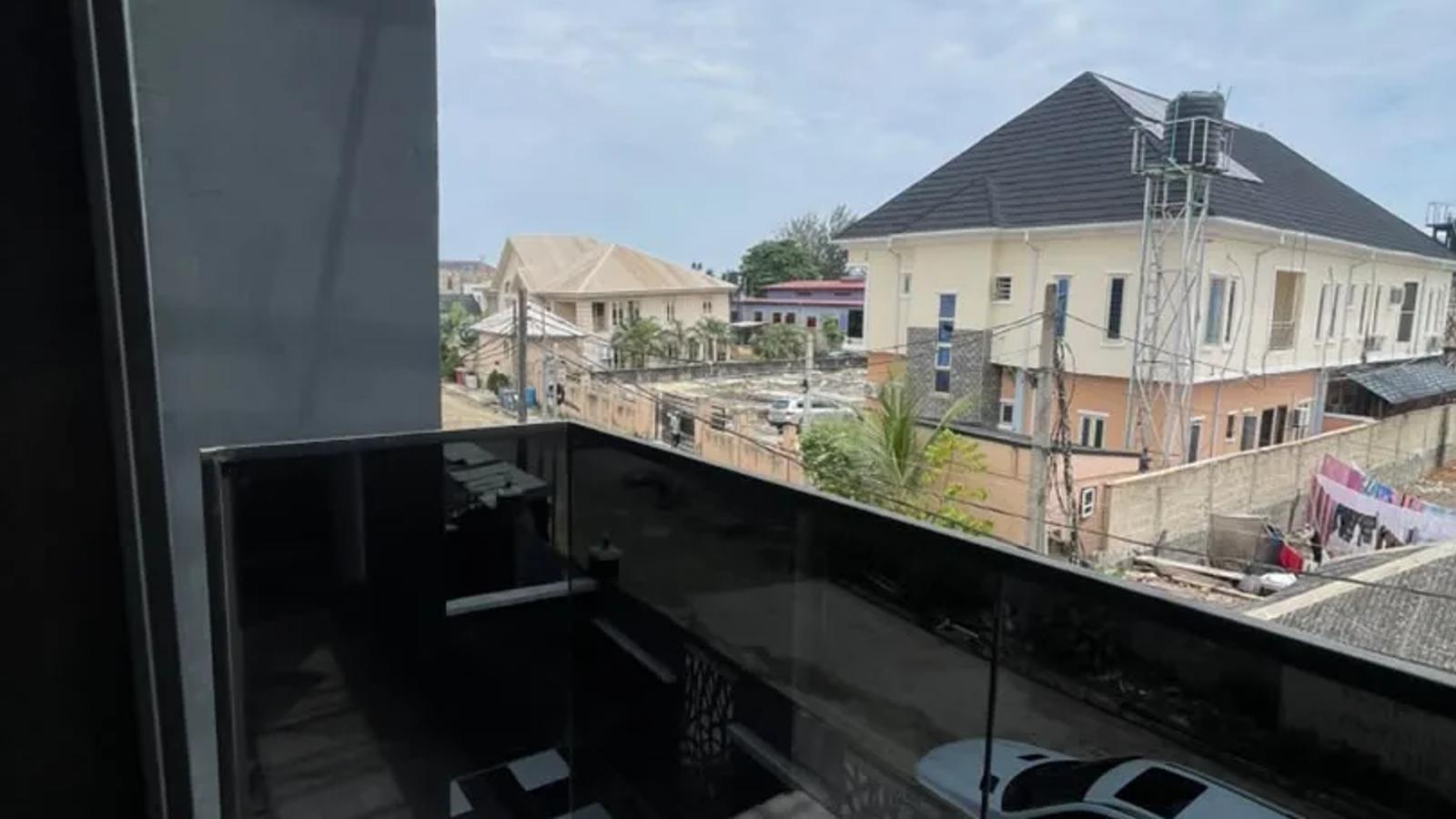 4 Bedroom Fully Detached Duplex