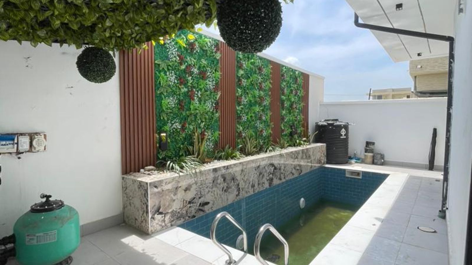 5 Bedroom Fully Detached Duplex