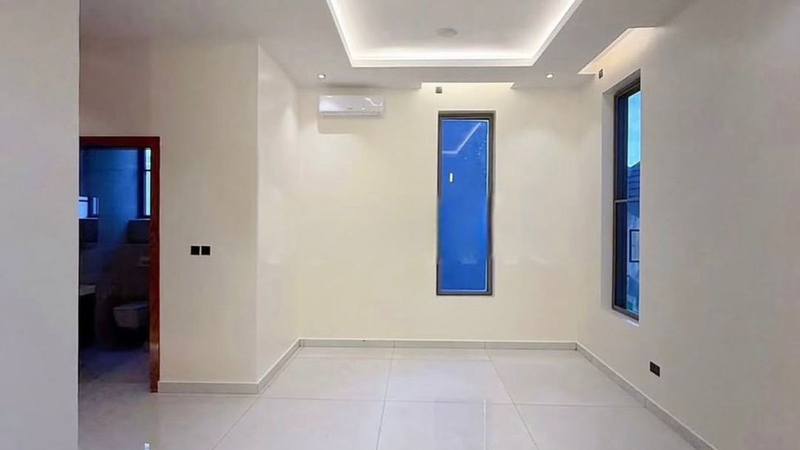 5 Bedroom Fully Detached Duplex