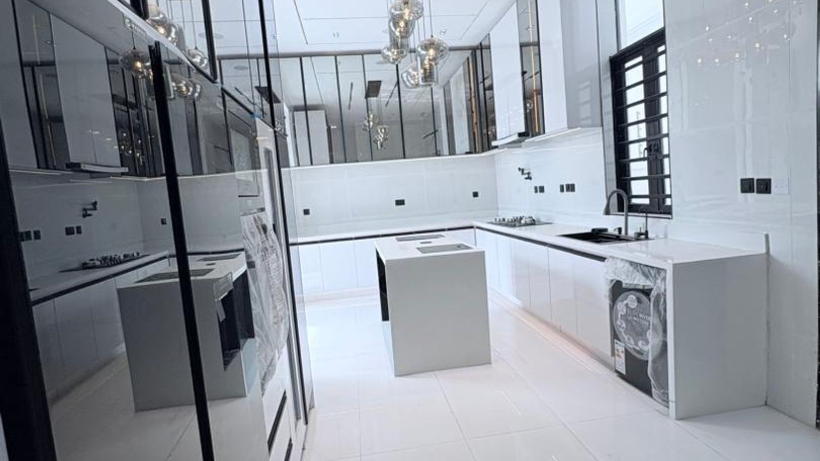 5 Bedroom Fully Detached Duplex