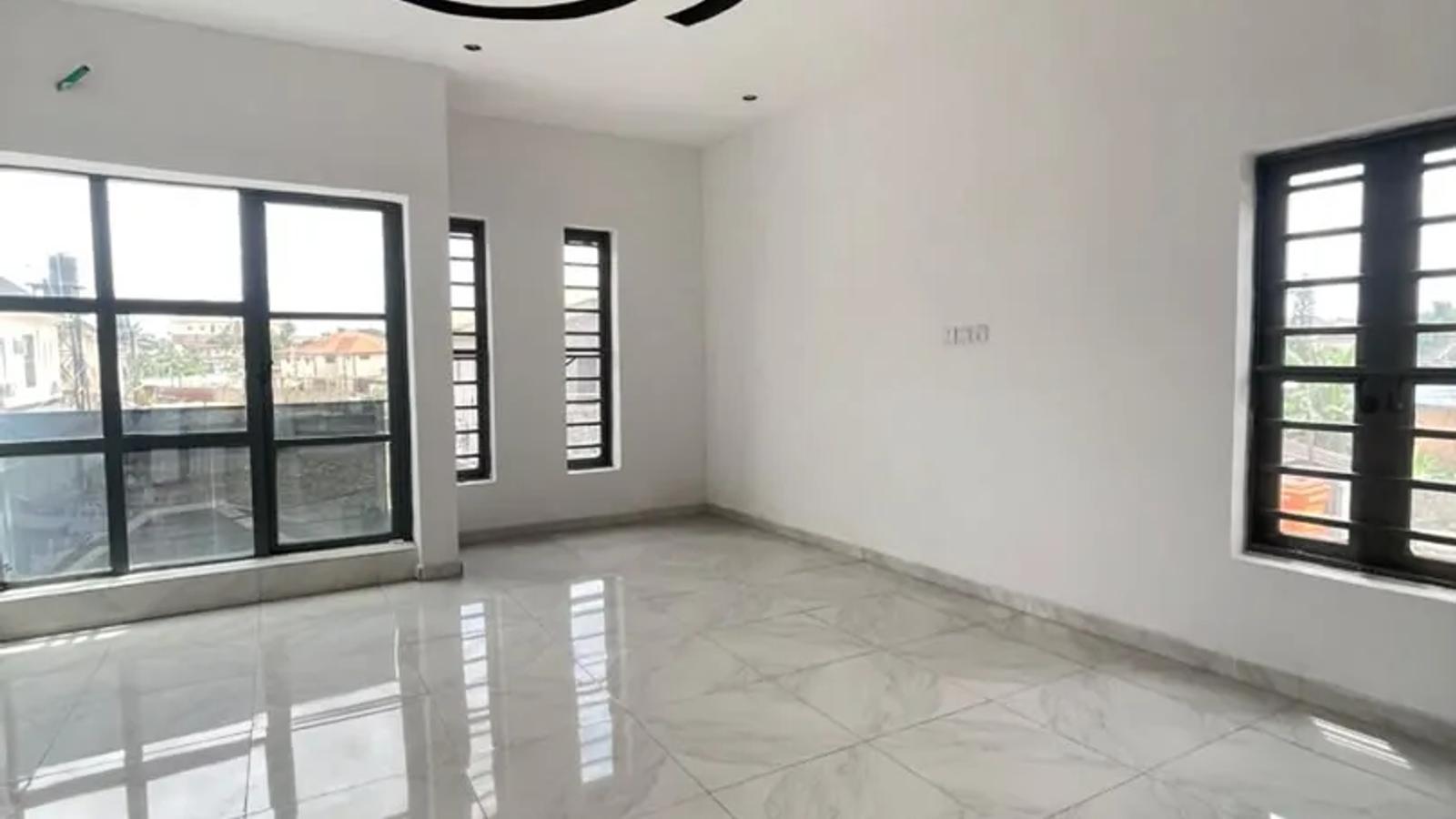 4 Bedroom Fully Detached Duplex