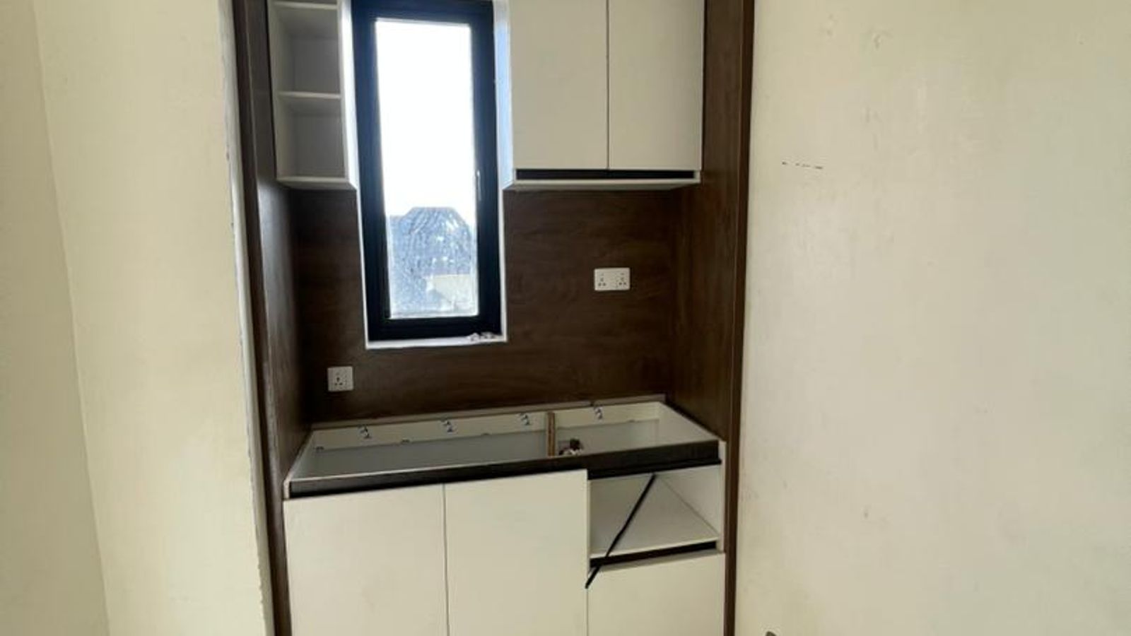 5 Bedroom Fully Detached duplex