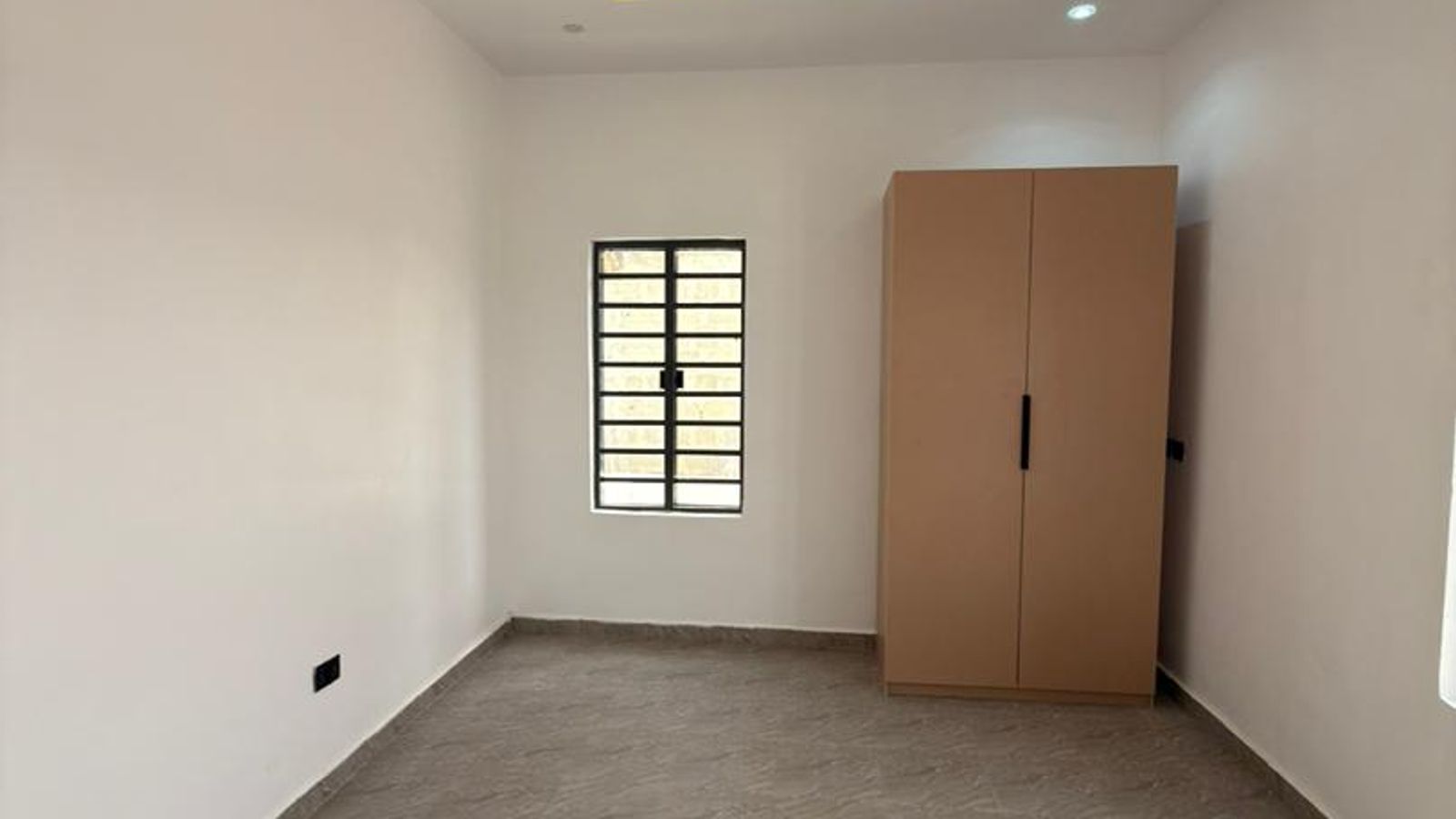 4 Bedroom Fully Detached Duplex