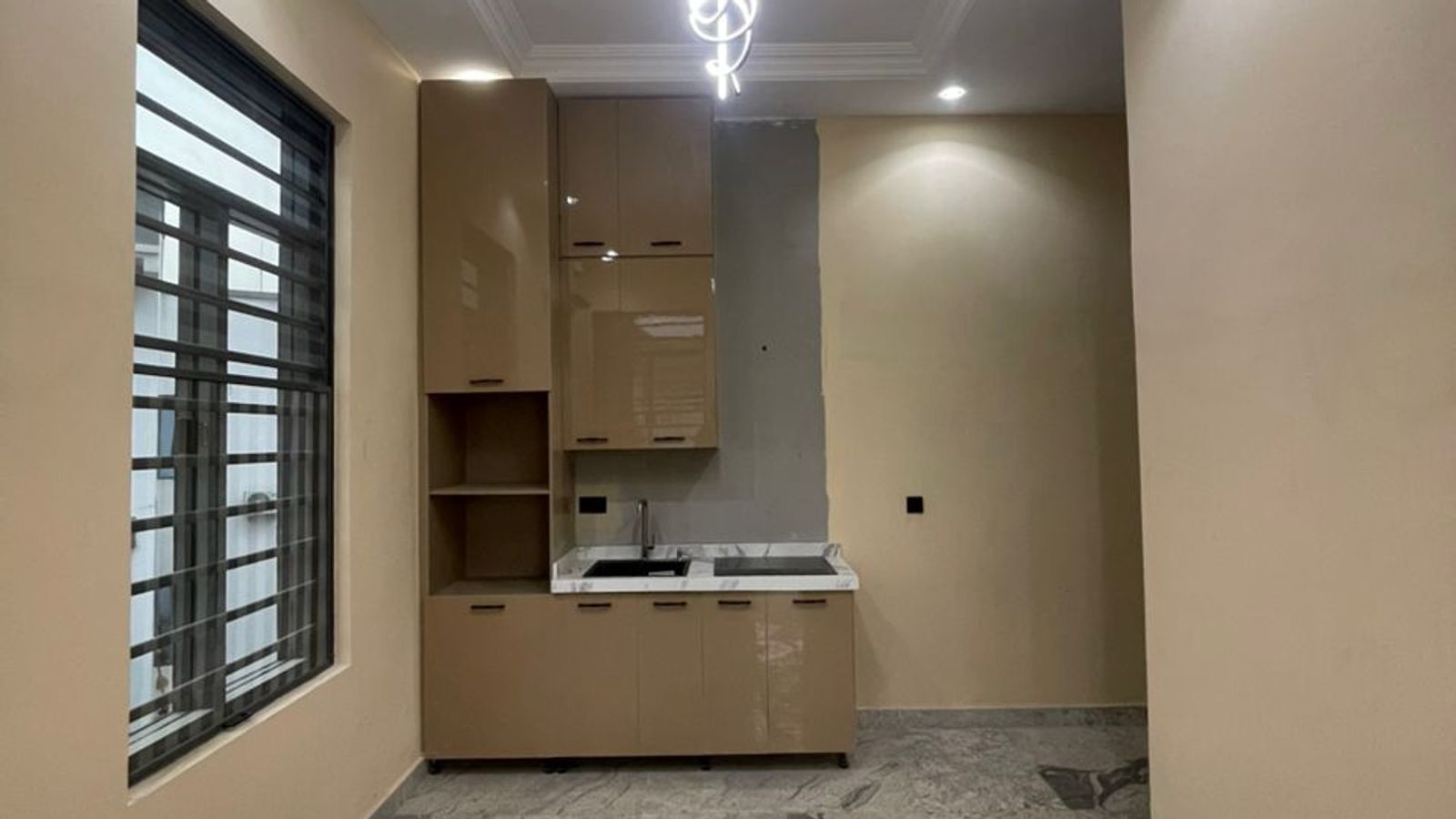 5 Bedroom Fully Detached Duplex