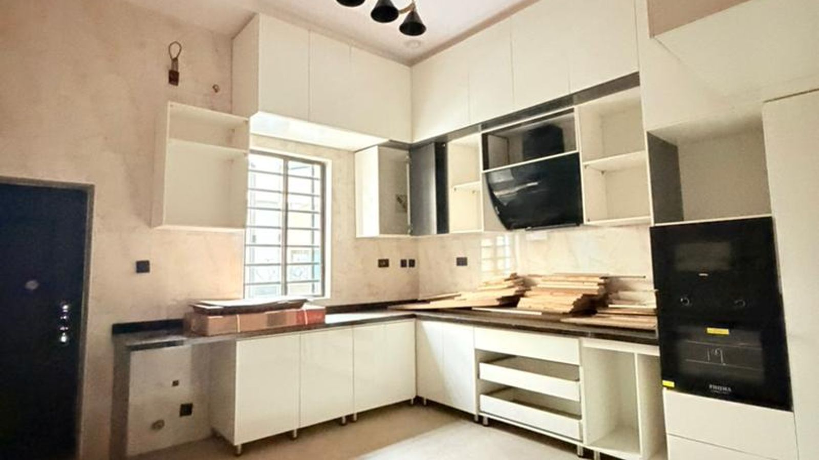 5 Bedroom Fully Detached Duplex