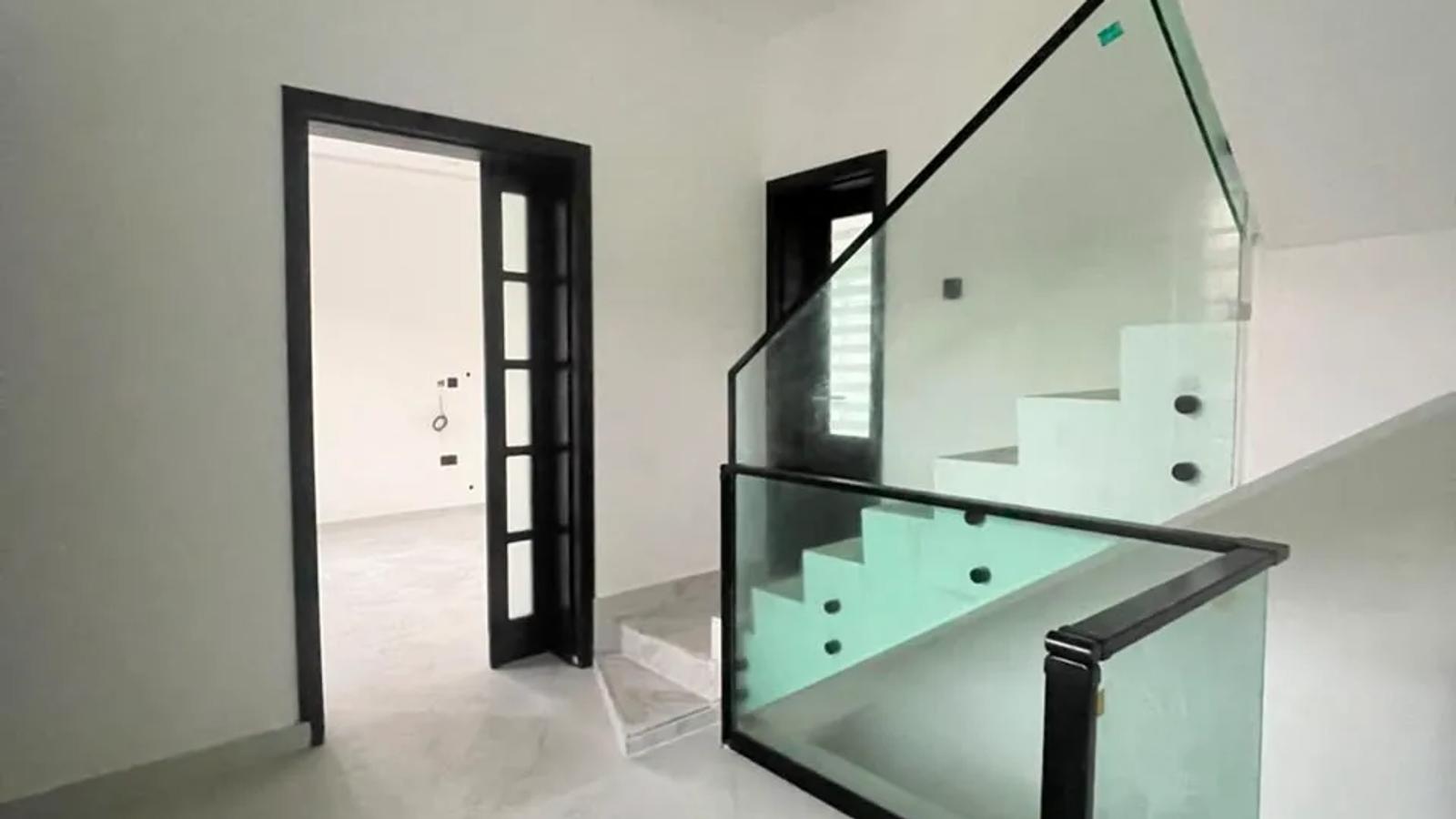 4 BEDROOM SEMI-DETACHED WITH BQ