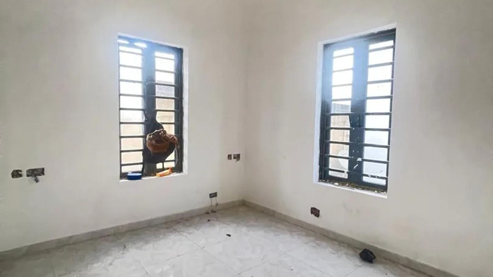 4 Bedroom Fully Detached Duplex