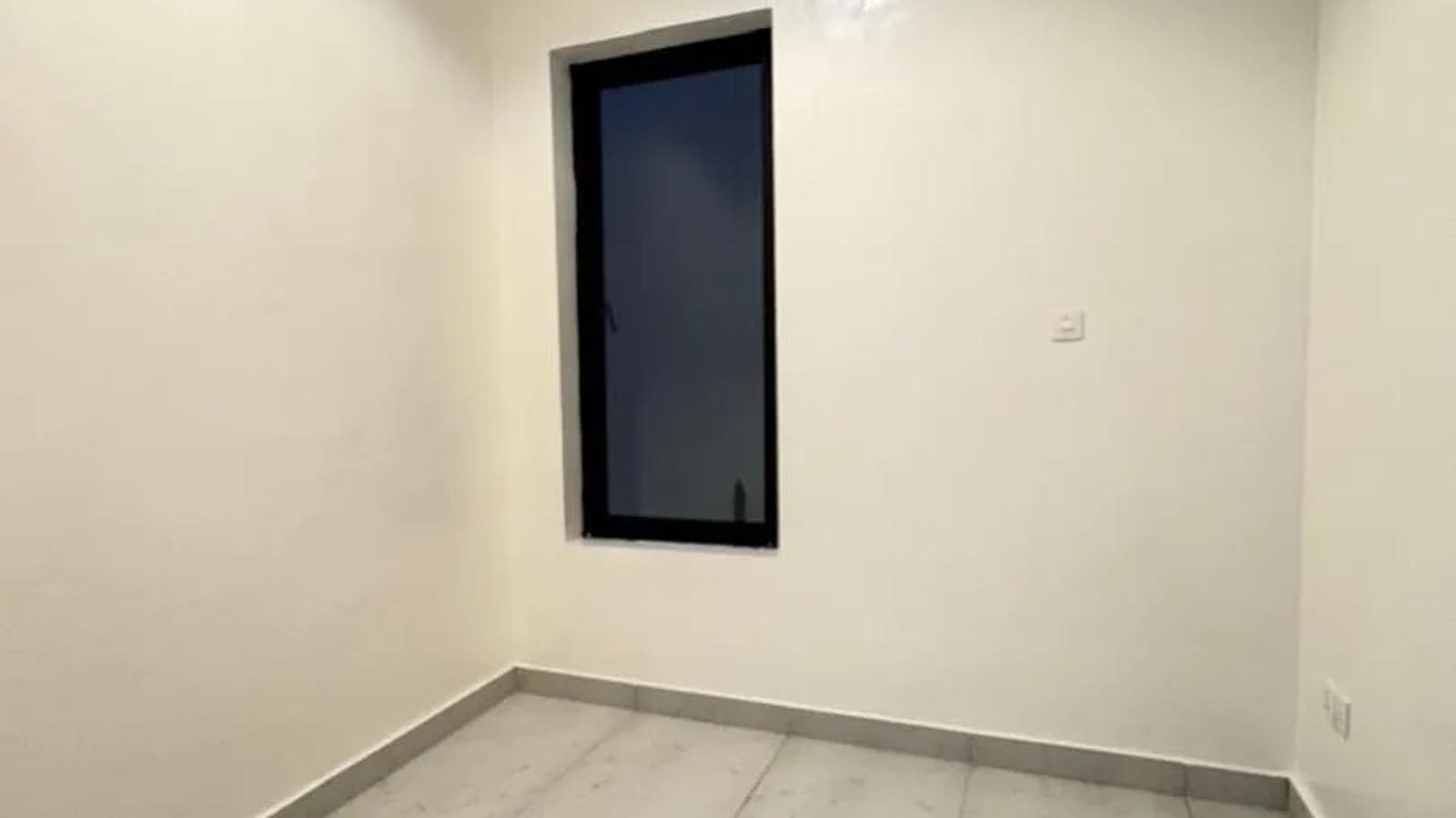 5 Bedroom Fully Detached Duplex