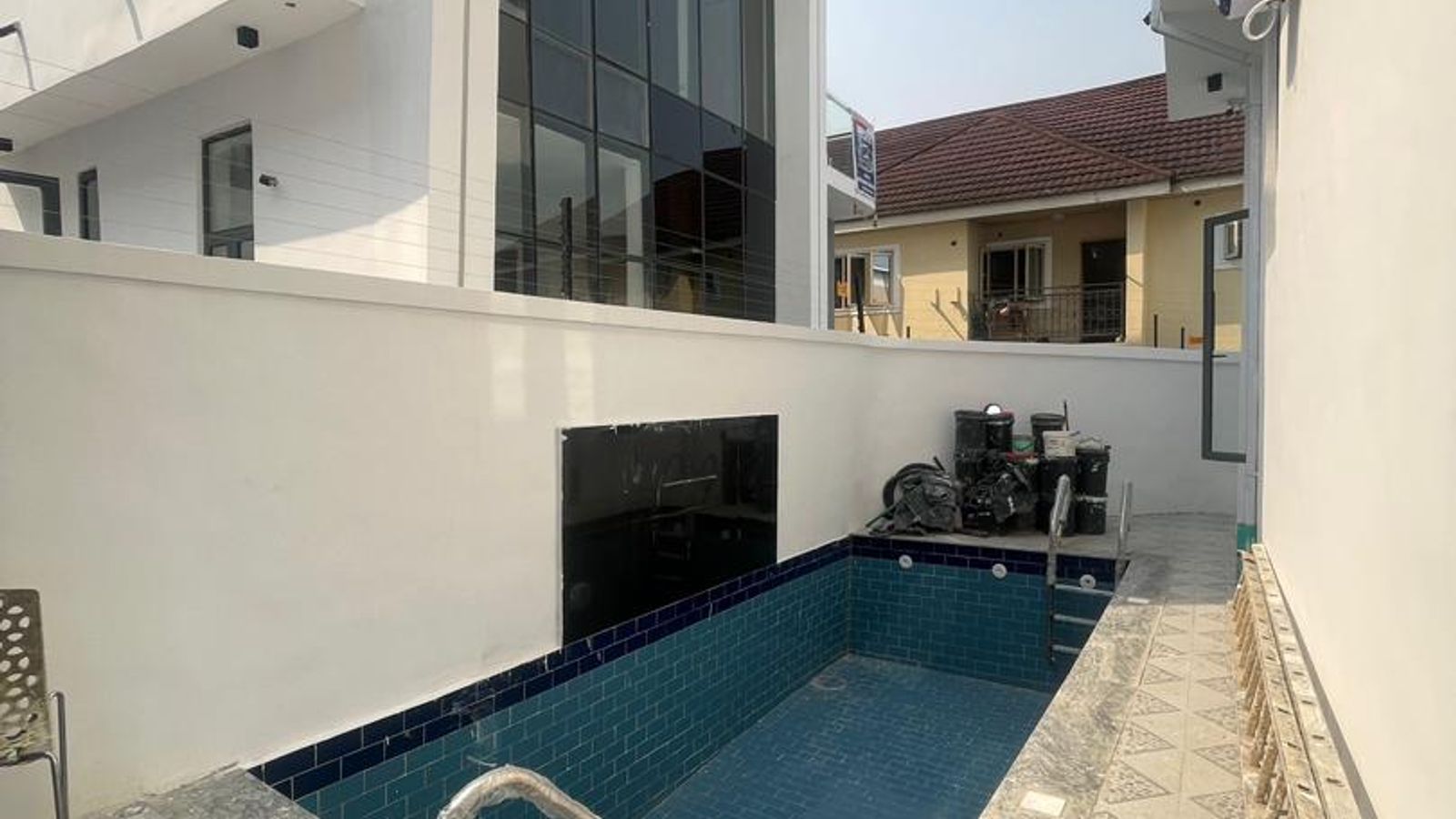 5 Bedroom Fully Detached Duplex
