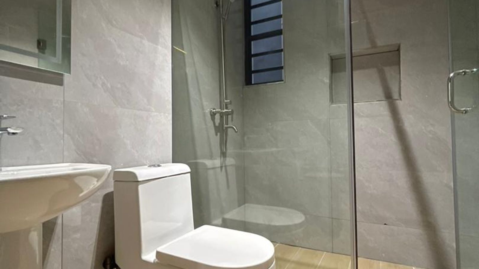 4 Bedroom Terrace Duplex