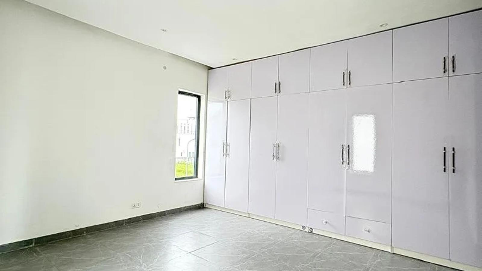 4 Bedroom Fully Detached Duplex