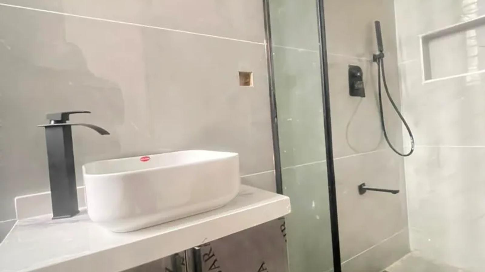 3 BEDROOM TERRACE + BQ