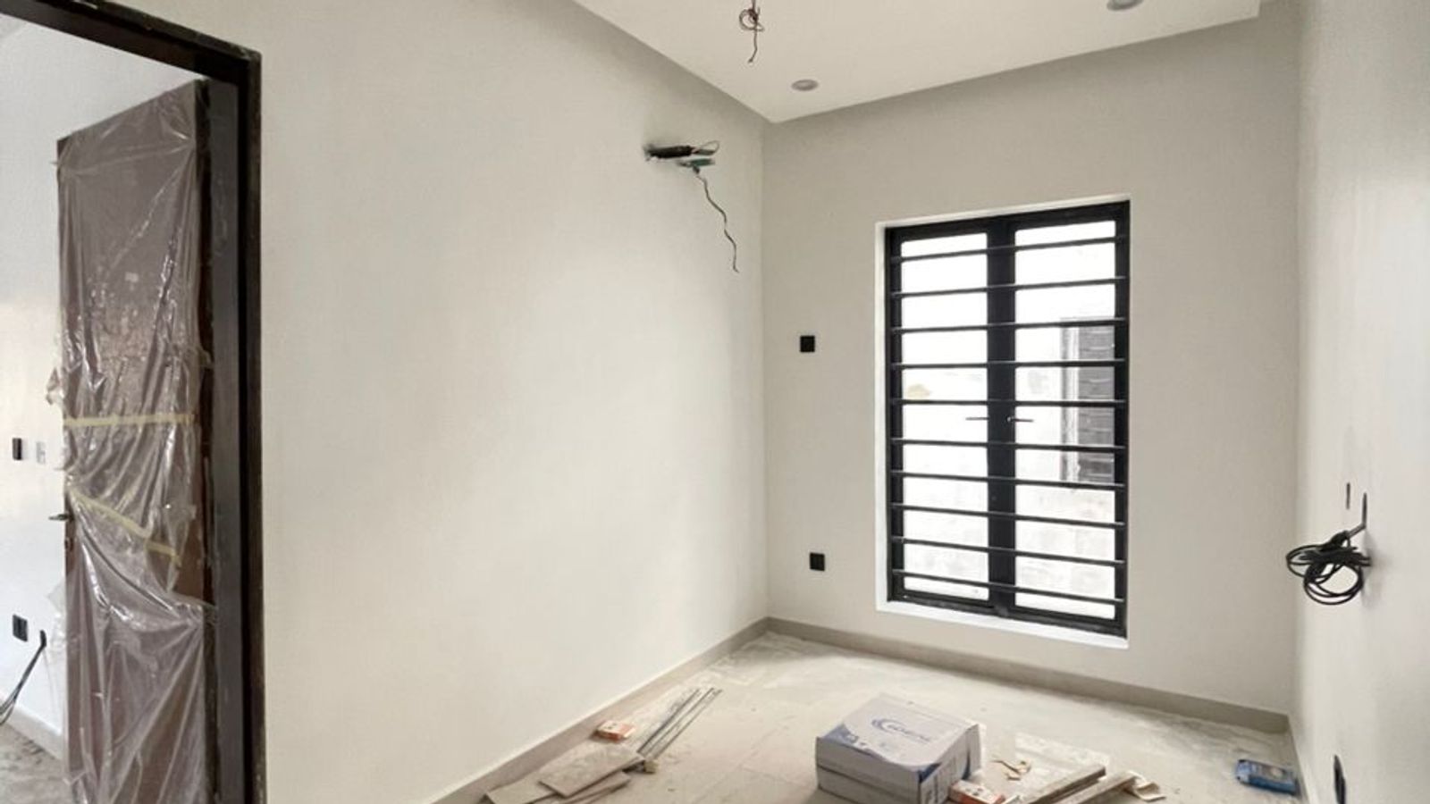 5 Bedroom Fully Detached Duplex