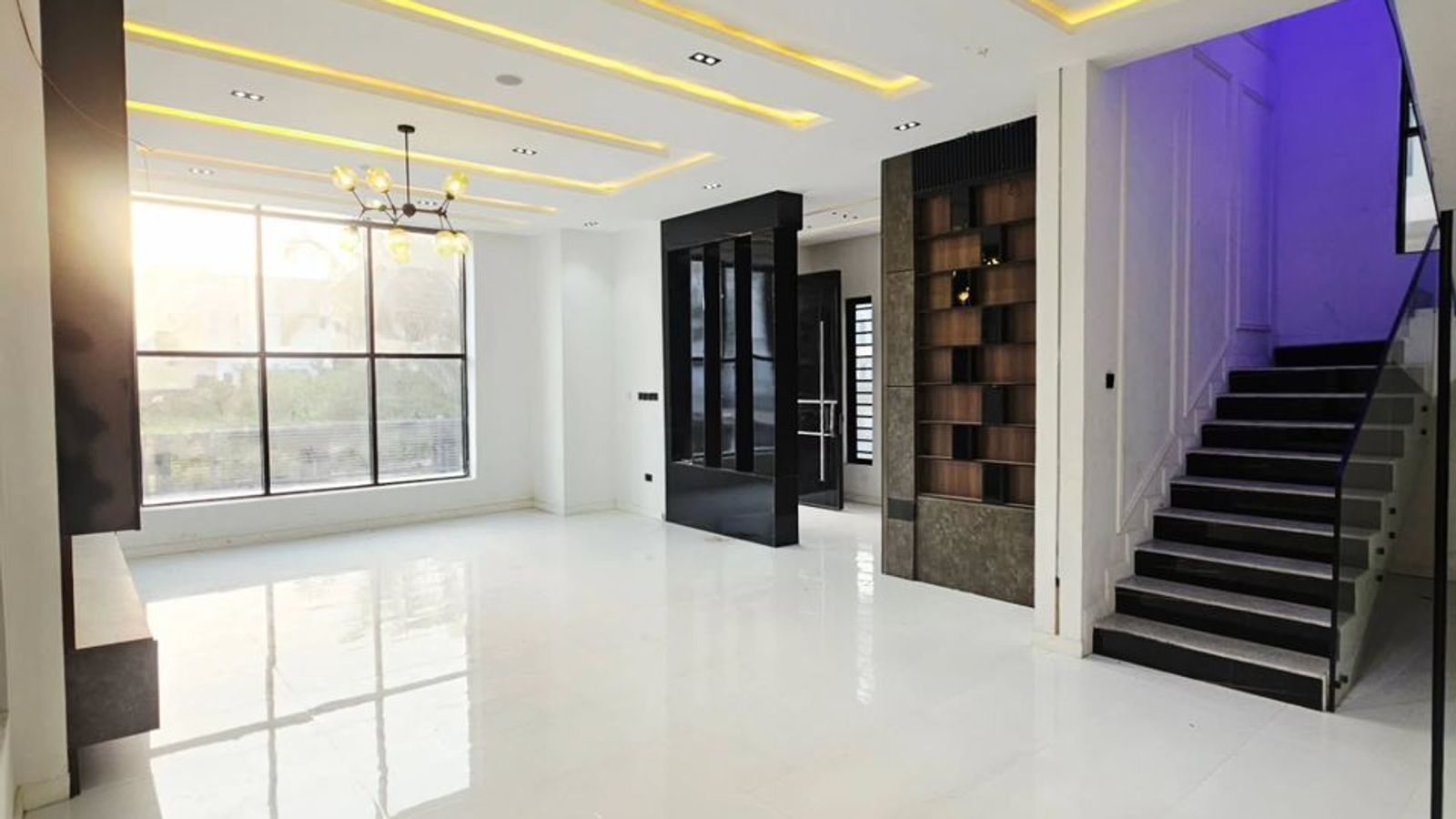 5 Bedroom Fully Detached Duplex