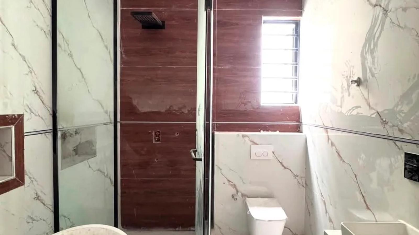 5 Bedroom Fully Detached Duplex