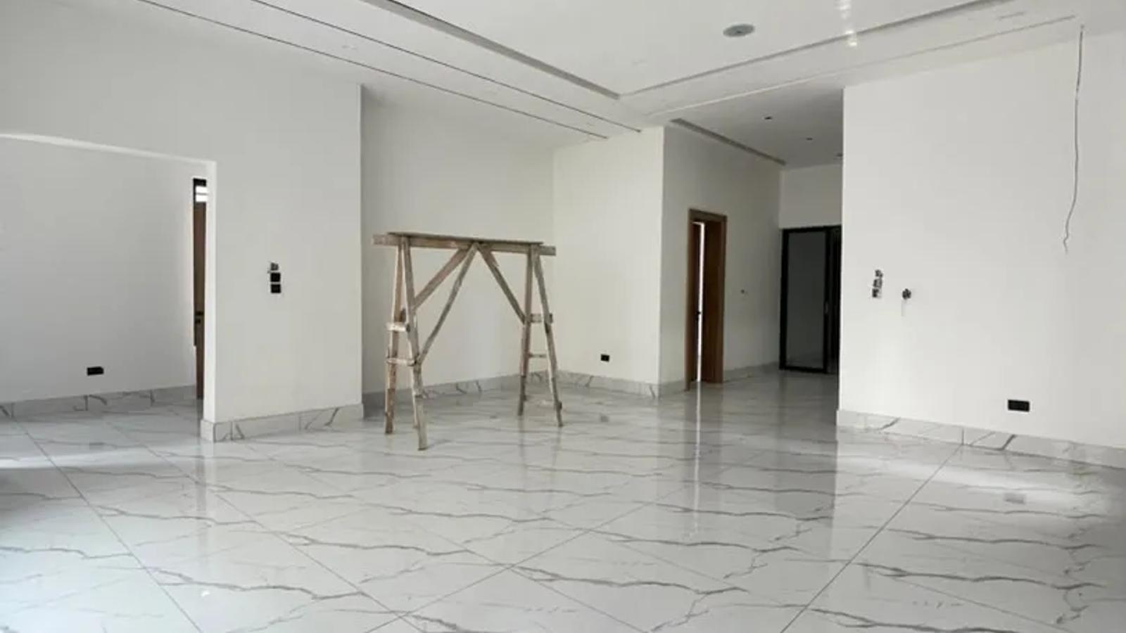 5 Bedroom Fully Detached Duplex