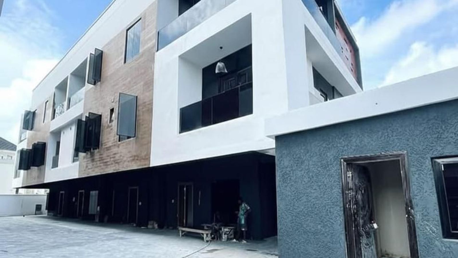 4 Bedroom Terrace Duplex
