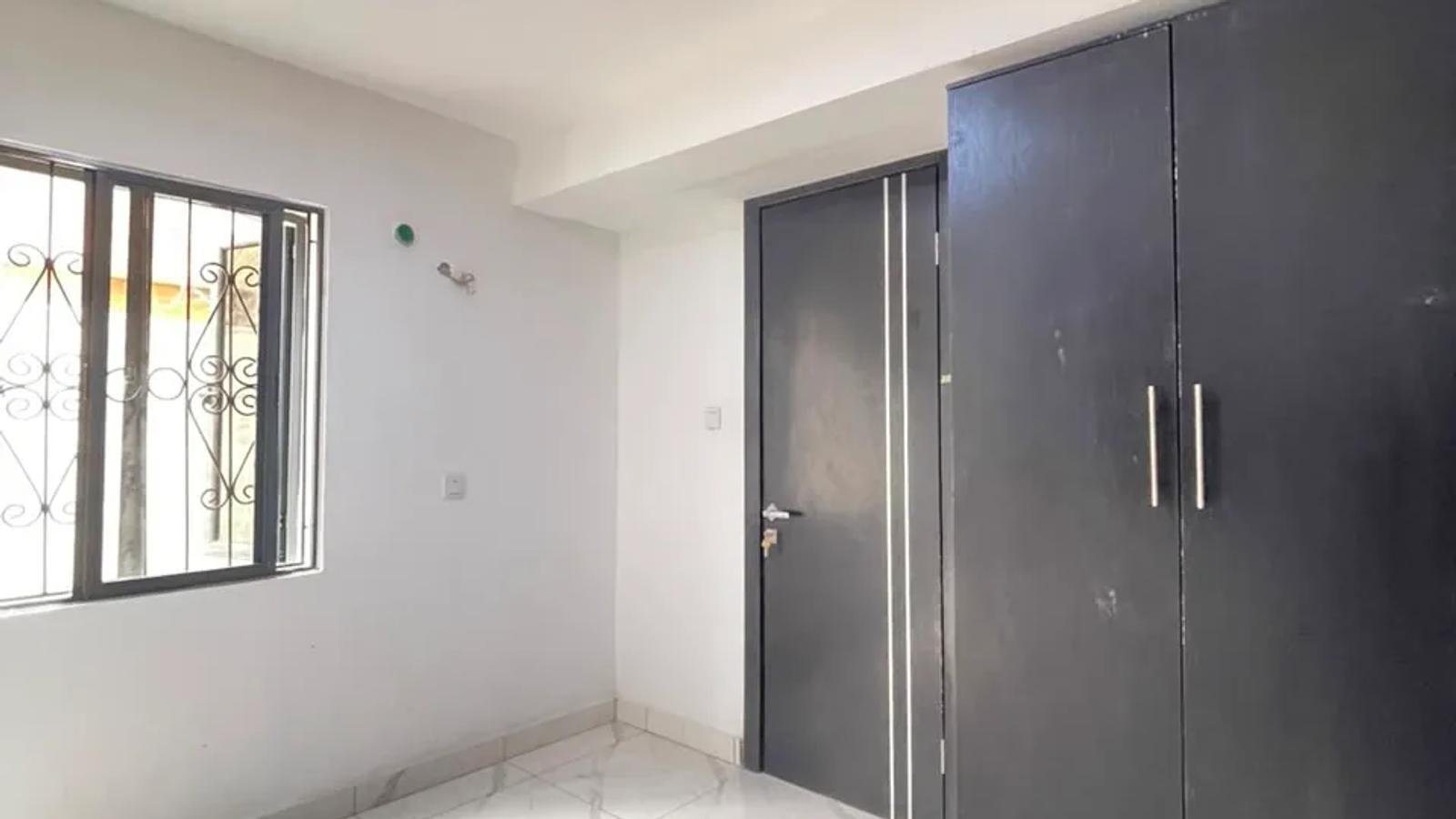4 BEDROOM TERRACE WITH BQ