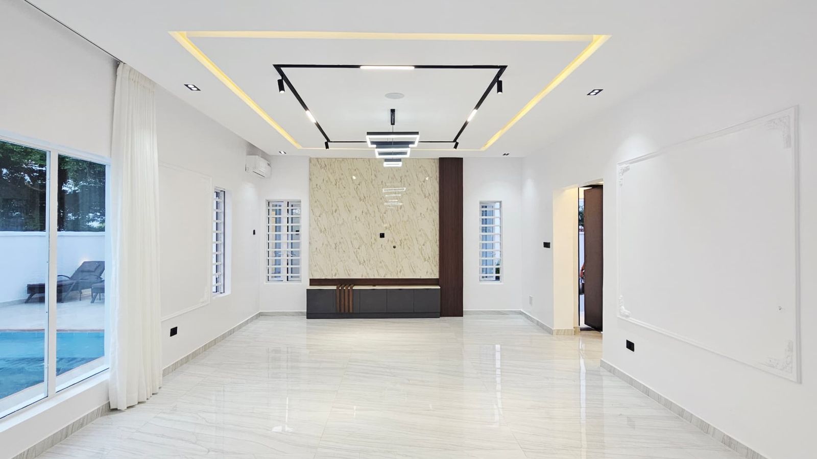 5 Bedroom Fully Detached Duplex